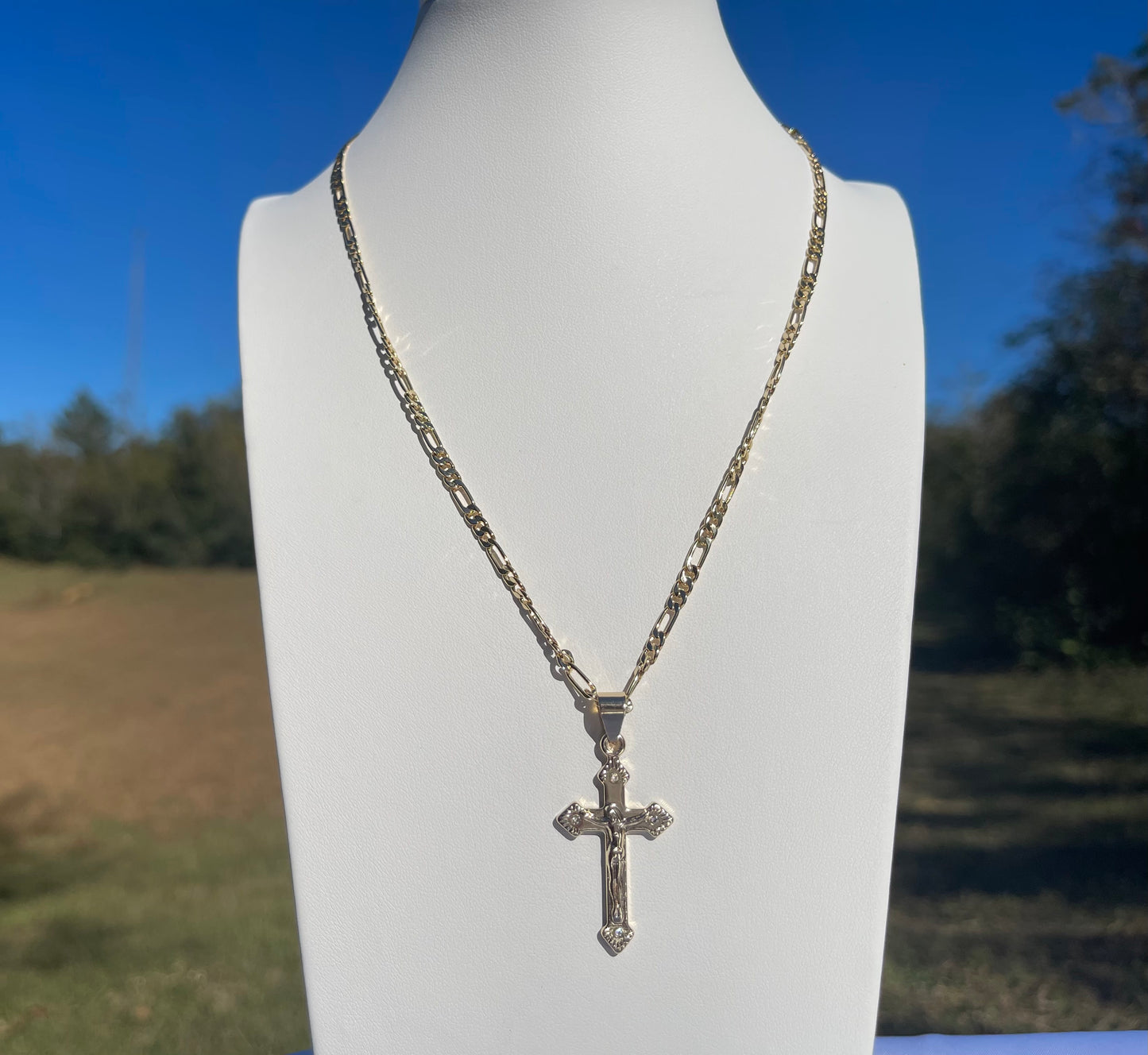 P65 - Thin Cross Necklace