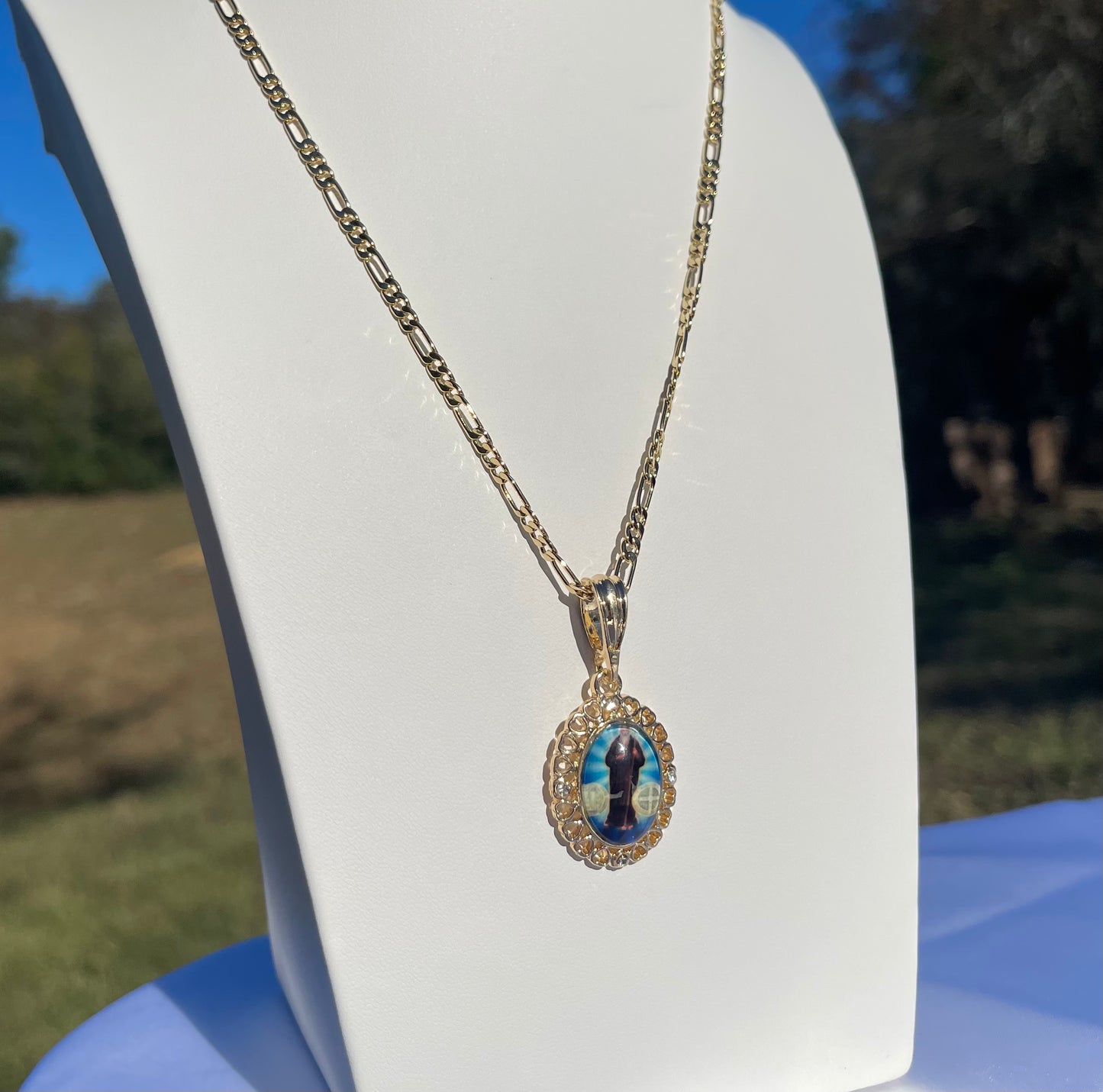 P20 - San Benito Image Necklace