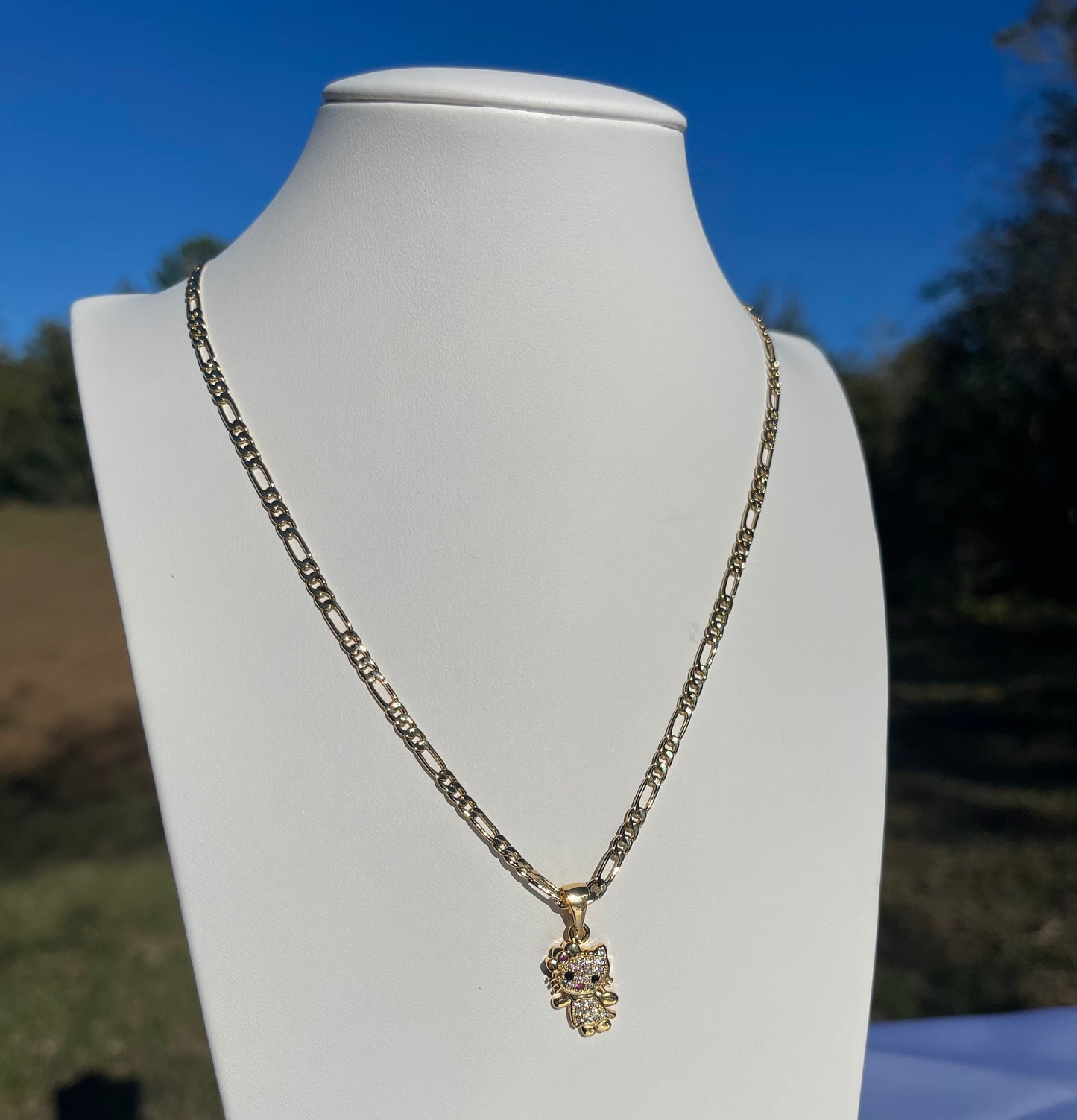 P13 - Dancing Kitty Necklace