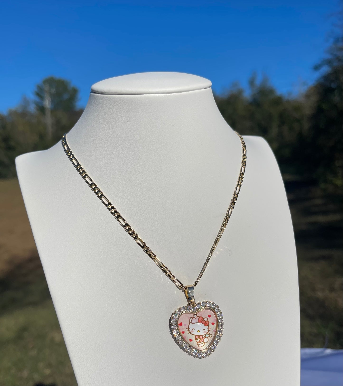 P12 - Kitty Heart Necklace