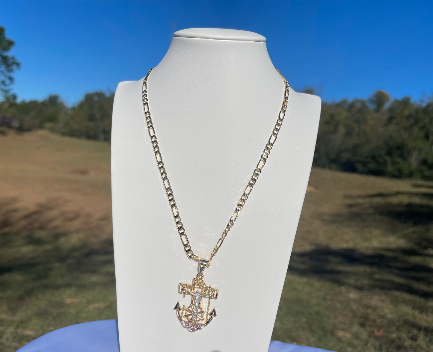 P71 - Anchor Necklace