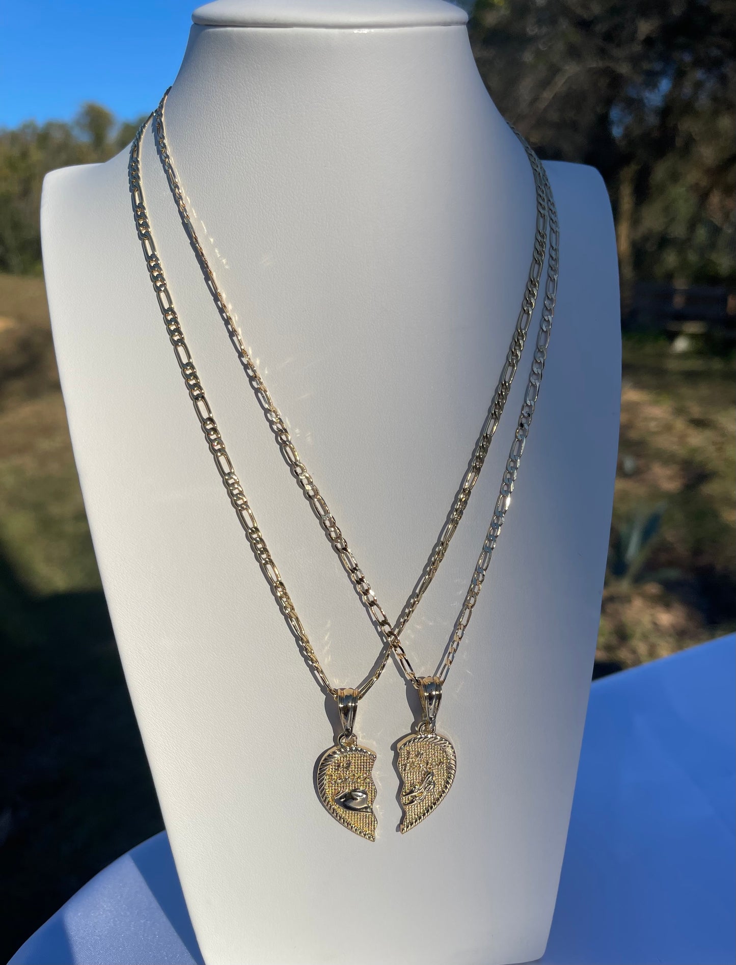 (BH-7) Breakable Heart Necklaces - El Toxico y La Toxica