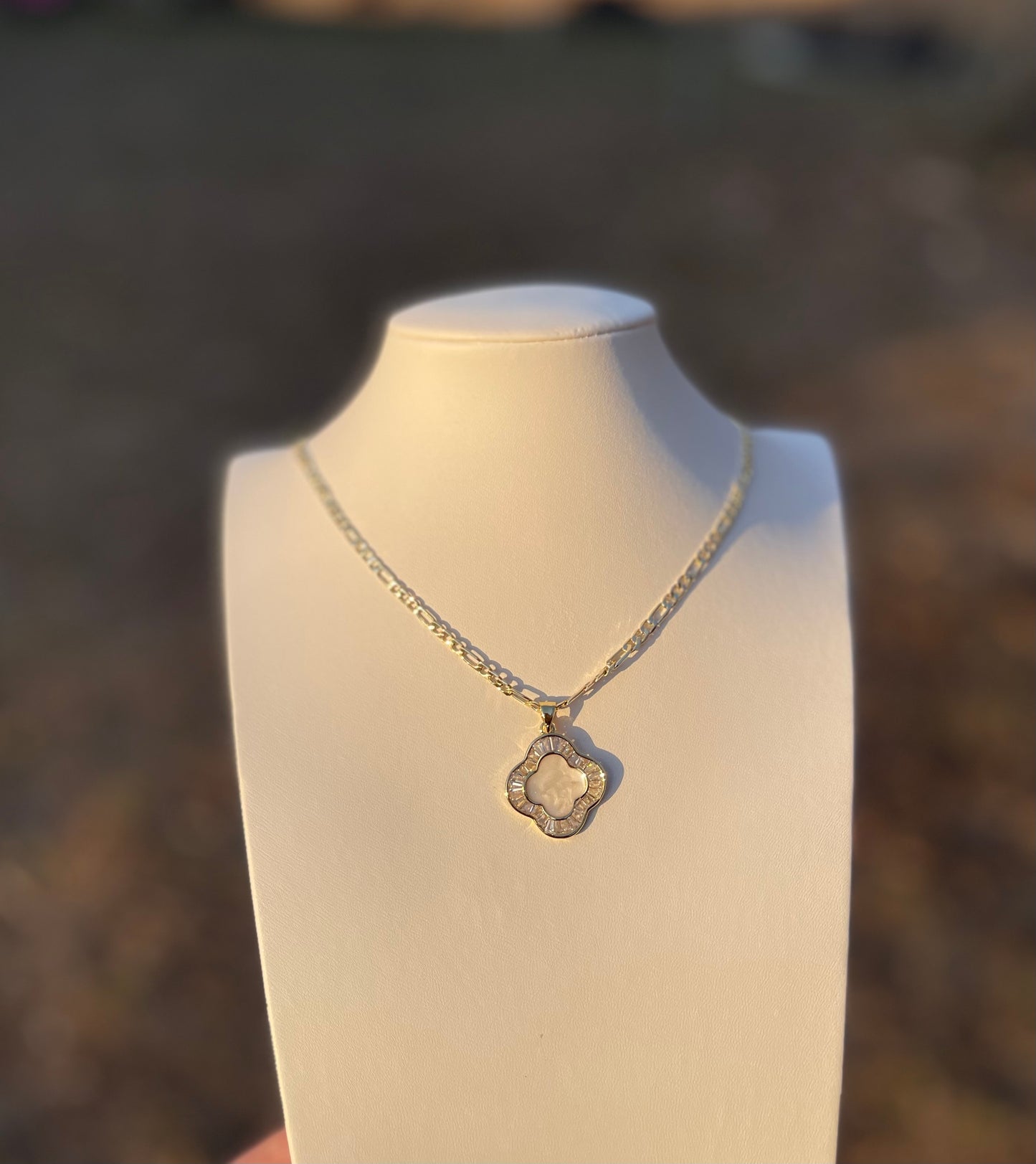 Pretty Clover Necklace