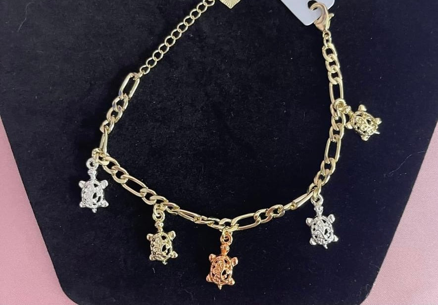 Turtle Charms Bracelet