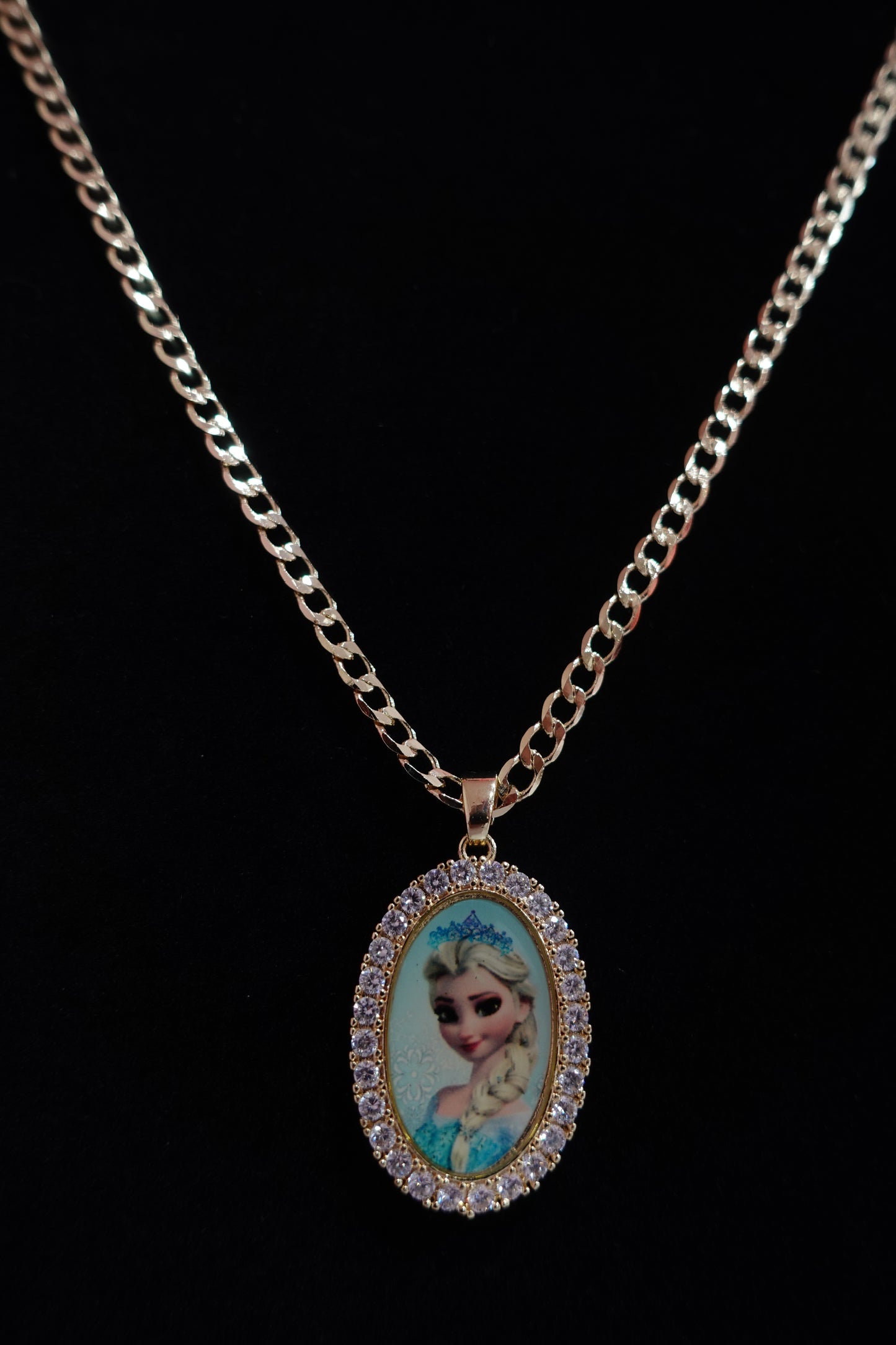 P10 - Girls Character Necklace