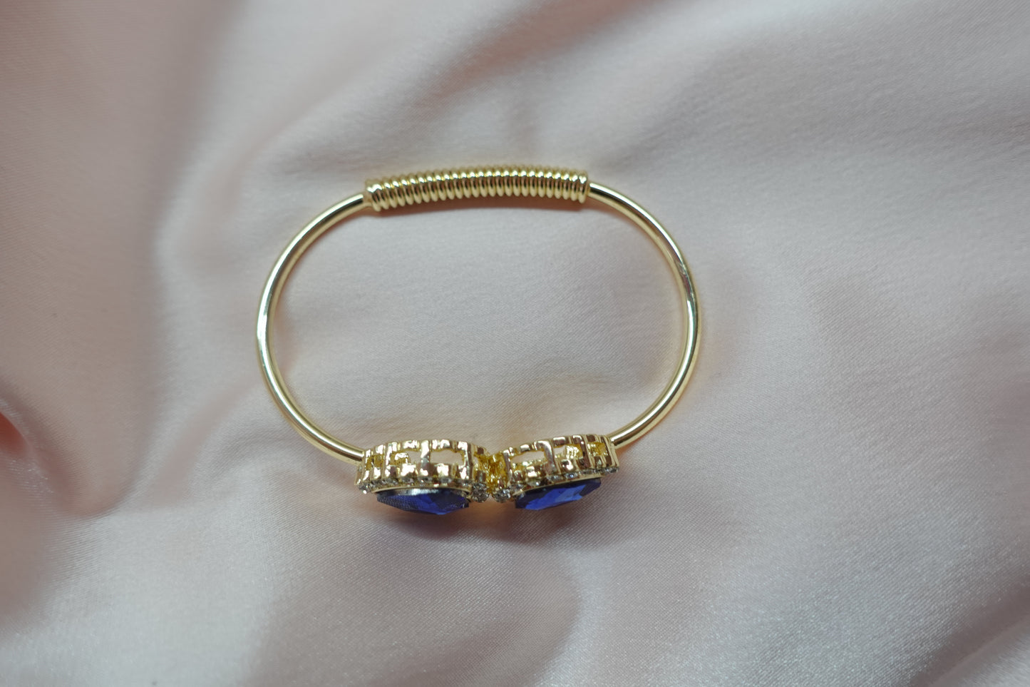 (B-20) Blue Heart Bangle Bracelet