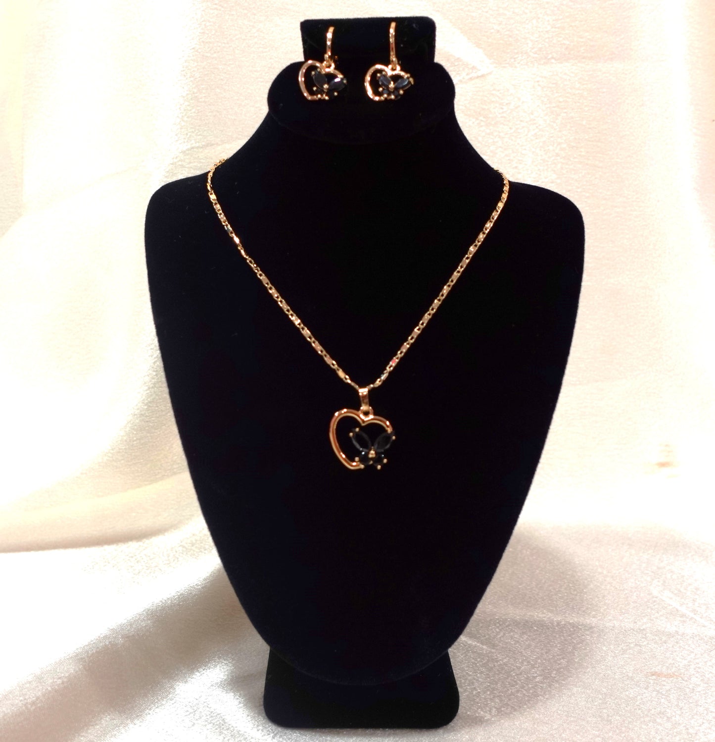 S7 -Earring & Necklace Set