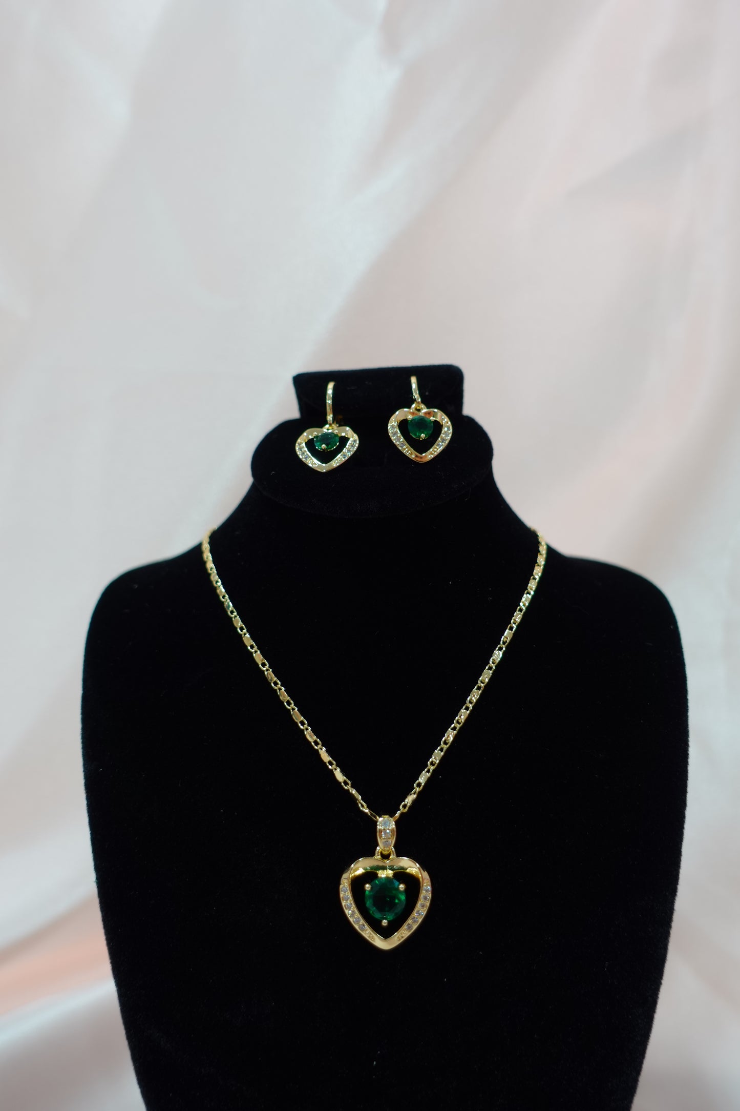 S26 -Earring & Necklace Set