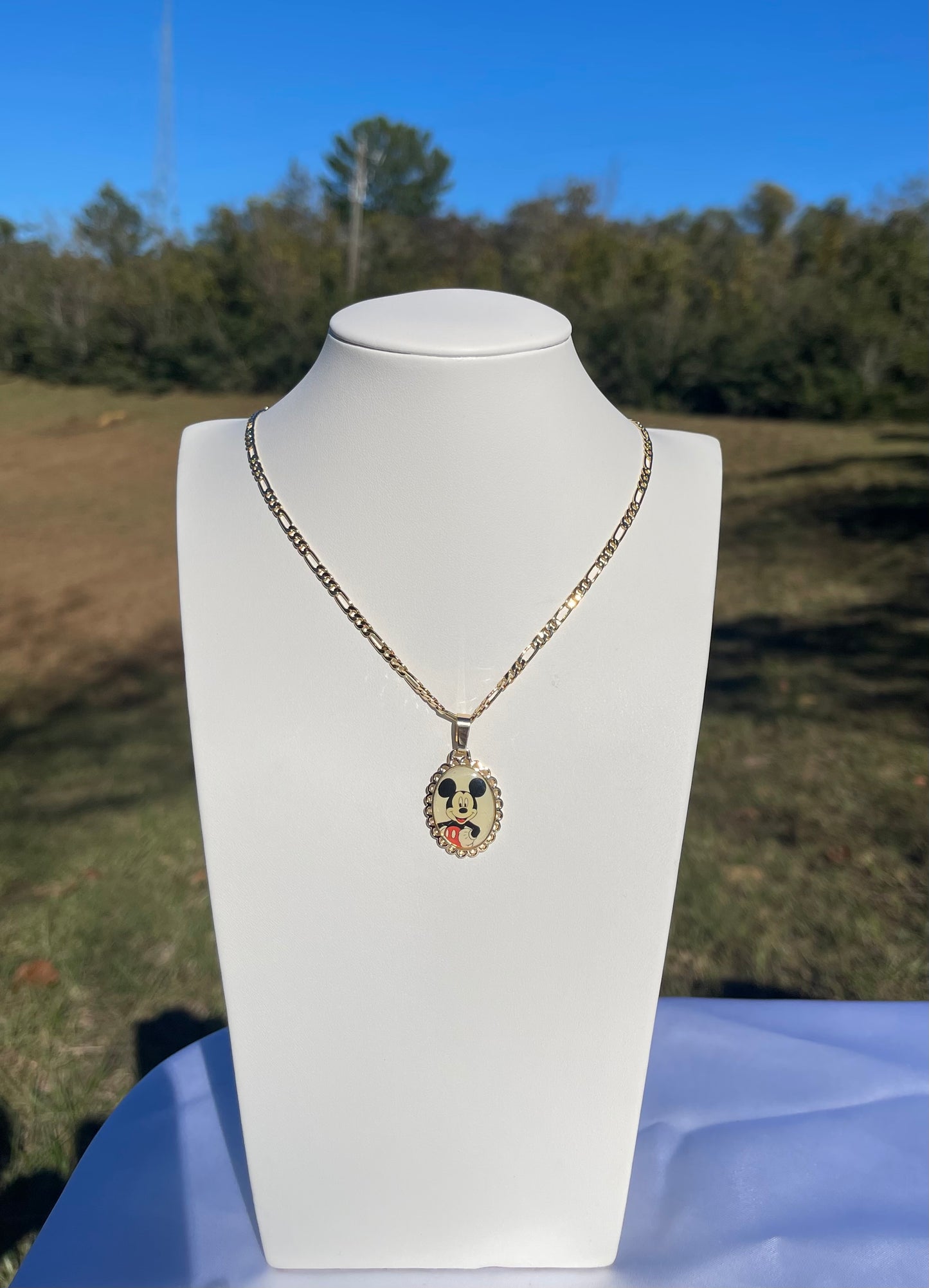 P9 - Famous Mouse Necklace