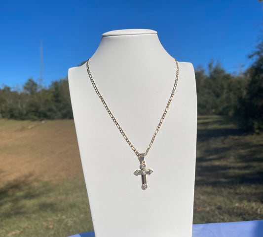 P67 - Small Cross Necklace