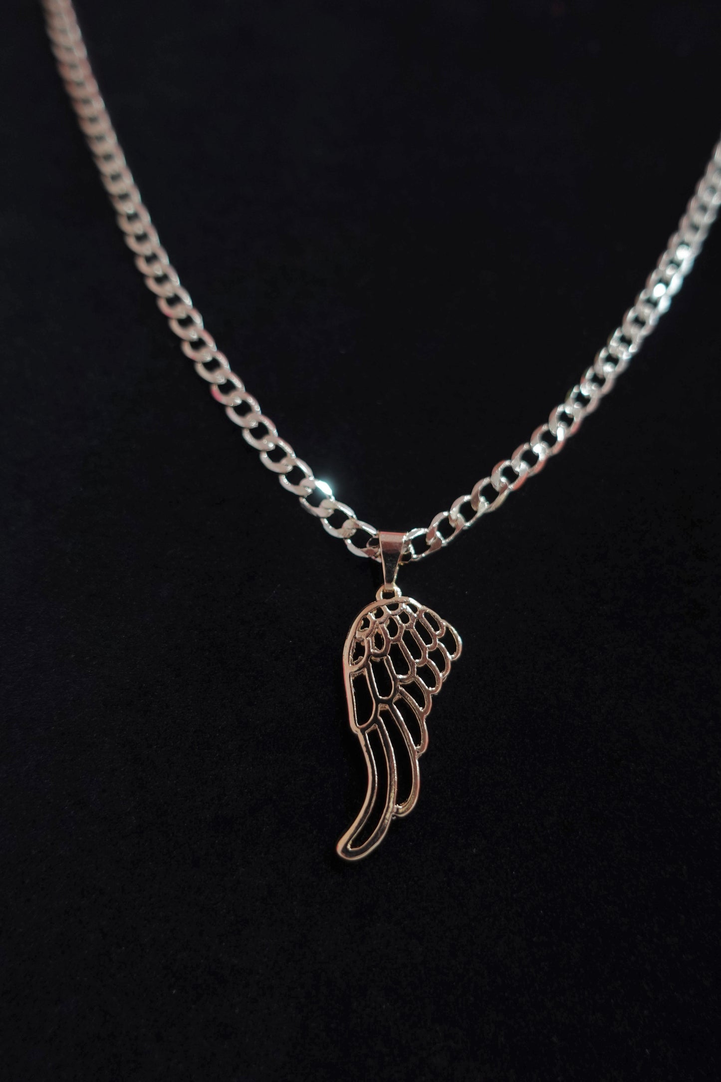 P54  - Angel Wing Necklace