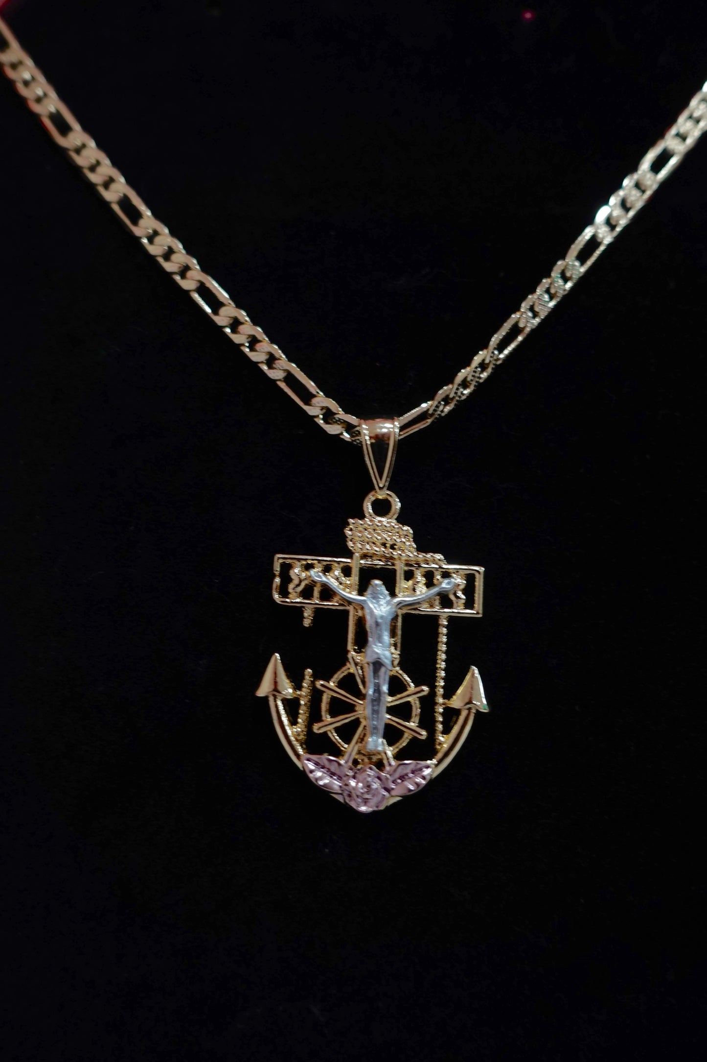 P71 - Anchor Necklace