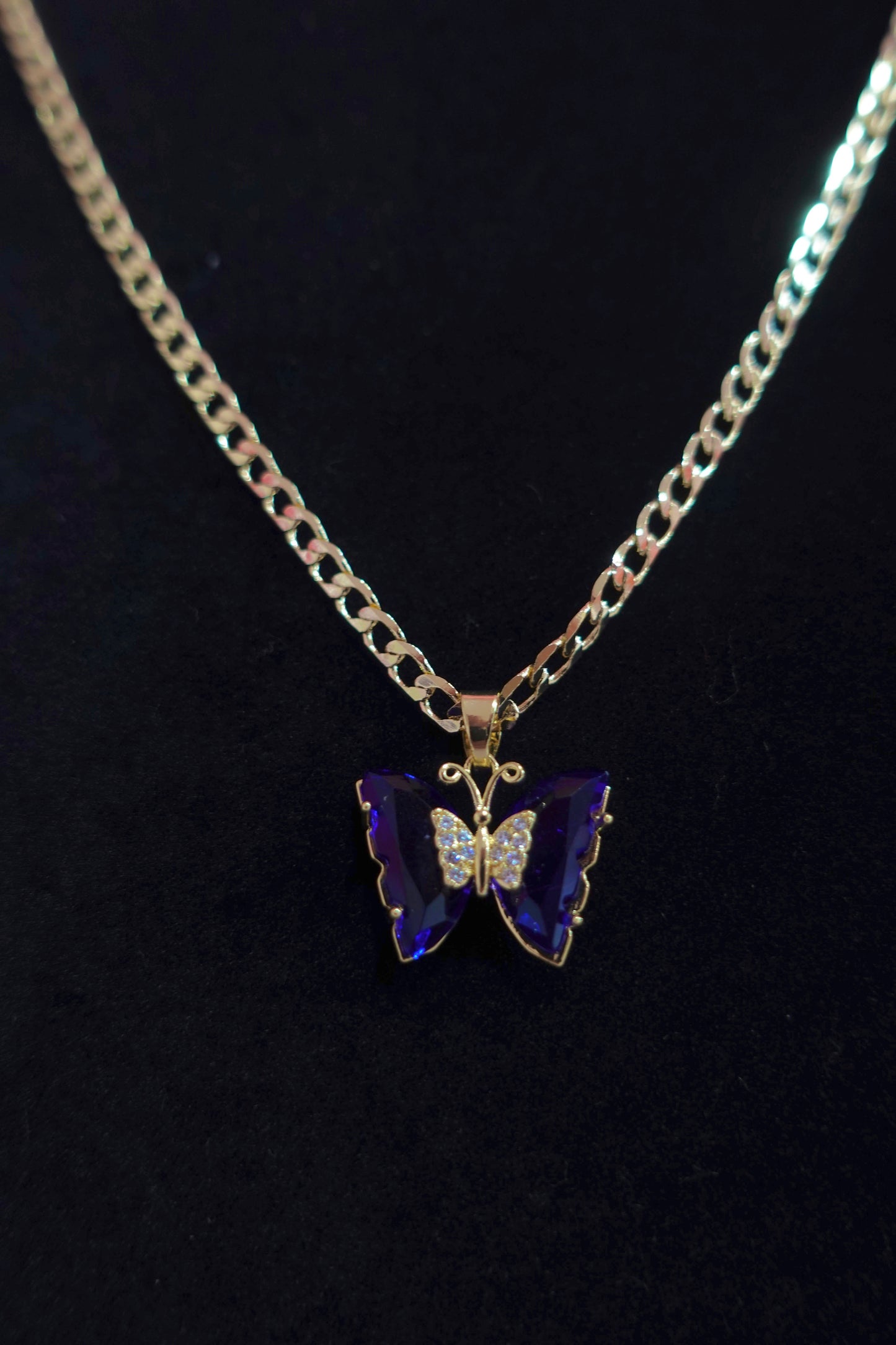 P48 - Butterfly Necklace