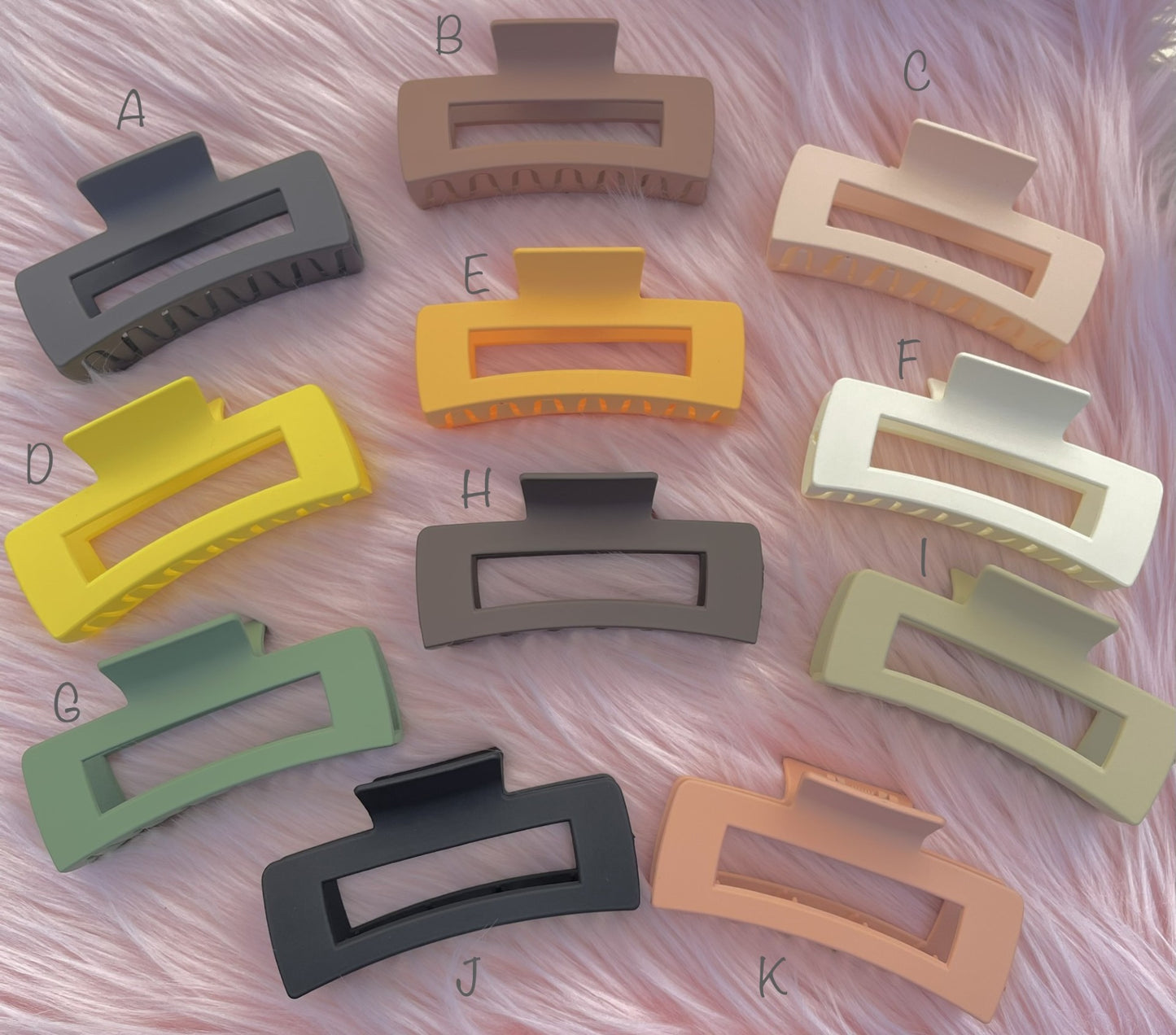 Hairclips - B34